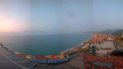 immagine della webcam nei dintorni di Giardini: webcam Borgio Verezzi