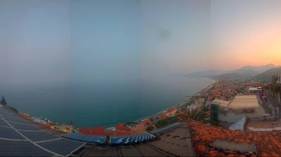 immagine della webcam nei dintorni di Altare: webcam Borgio Verezzi