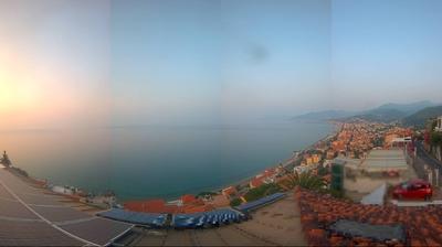immagine della webcam nei dintorni di Altare: webcam Borgio Verezzi