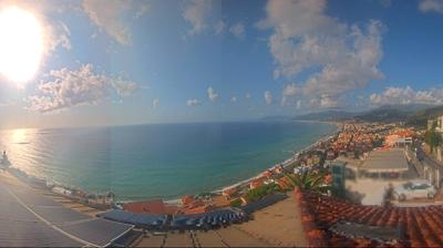 immagine della webcam nei dintorni di Ceriale: webcam Borgio Verezzi