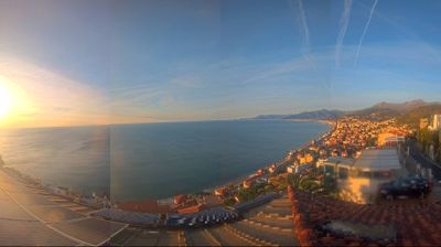 immagine della webcam nei dintorni di Giardini: webcam Borgio Verezzi