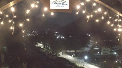 immagine della webcam nei dintorni di Passo Tonale: webcam Carisolo