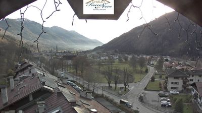 immagine della webcam nei dintorni di Passo Tonale: webcam Carisolo
