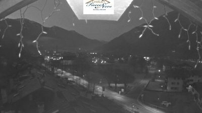 immagine della webcam nei dintorni di Sant'Antonio di Mavignola: webcam Carisolo