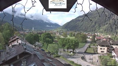 immagine della webcam nei dintorni di Monte Spinale: webcam Carisolo