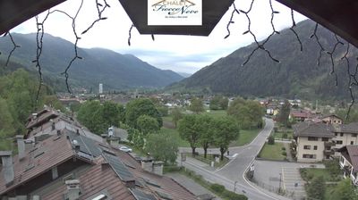 immagine della webcam nei dintorni di Molveno: webcam Carisolo