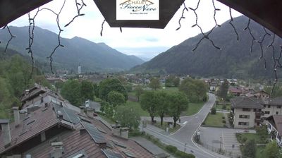 immagine della webcam nei dintorni di Sant'Antonio di Mavignola: webcam Carisolo