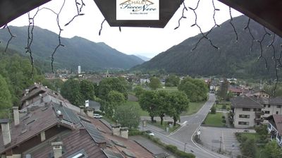immagine della webcam nei dintorni di Molveno: webcam Carisolo