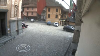 immagine della webcam nei dintorni di Pontechianale: webcam Pradleves