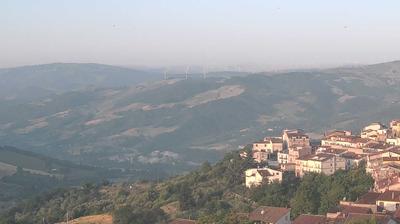 immagine della webcam nei dintorni di Ariano Irpino: webcam San Bartolomeo in Galdo