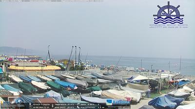 immagine della webcam nei dintorni di Balestrino: webcam Borghetto Santo Spirito