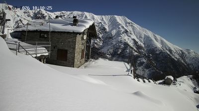 immagine della webcam nei dintorni di Forno Alpi Graie: webcam Cantoira