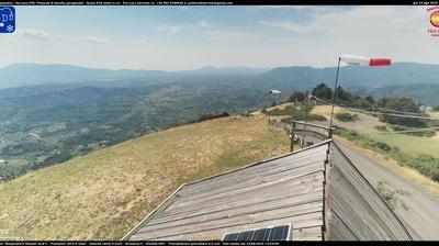 immagine della webcam nei dintorni di Castel San Pietro Romano: webcam Serrone
