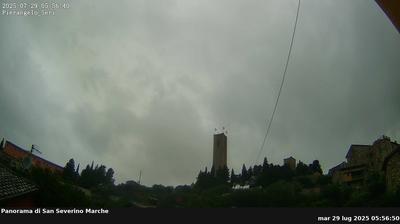 immagine della webcam nei dintorni di Colfiorito: webcam San Severino Marche