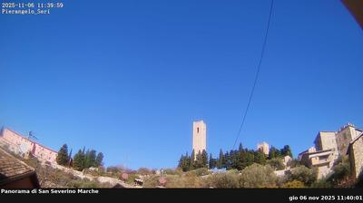 immagine della webcam nei dintorni di Castelfidardo: webcam San Severino Marche