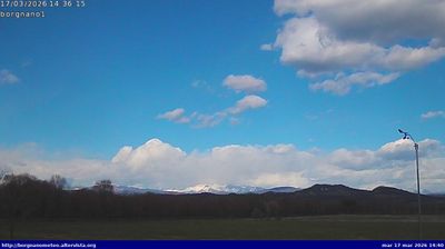 immagine della webcam nei dintorni di Savogna: webcam Medea