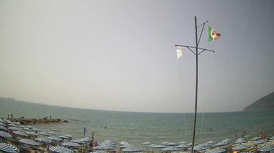 immagine della webcam nei dintorni di Montignoso: webcam Marinella