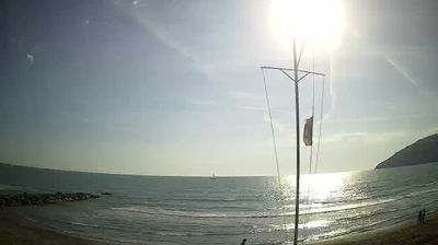 immagine della webcam nei dintorni di Riccò del Golfo di Spezia: webcam Sarzana