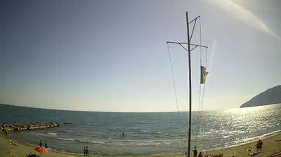 immagine della webcam nei dintorni di Montignoso: webcam Marinella