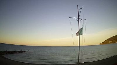 immagine della webcam nei dintorni di Sarzana: webcam Marinella