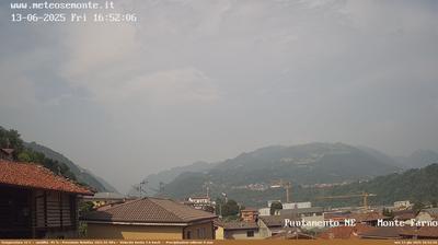 immagine della webcam nei dintorni di Albino: webcam Fiorano al Serio