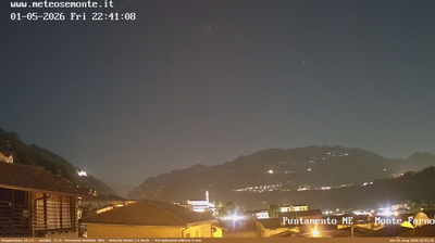 immagine della webcam nei dintorni di Roncobello: webcam Fiorano al Serio