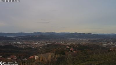 immagine della webcam nei dintorni di Marola: webcam Santo Stefano di Magra