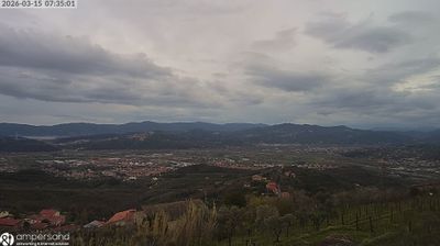 immagine della webcam nei dintorni di Riccò del Golfo di Spezia: webcam Santo Stefano di Magra