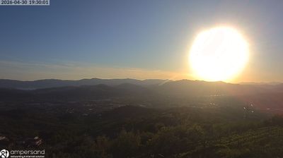 immagine della webcam nei dintorni di Massa: webcam Santo Stefano di Magra