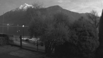 immagine della webcam nei dintorni di Montemezzo: webcam Consiglio di Rumo