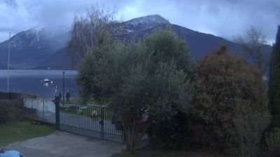 immagine della webcam nei dintorni di Montemezzo: webcam Consiglio di Rumo