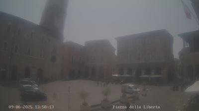immagine della webcam nei dintorni di Offagna: webcam Macerata