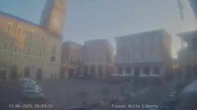 immagine della webcam nei dintorni di Porto San Giorgio: webcam Macerata
