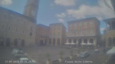 immagine della webcam nei dintorni di Osimo: webcam Macerata