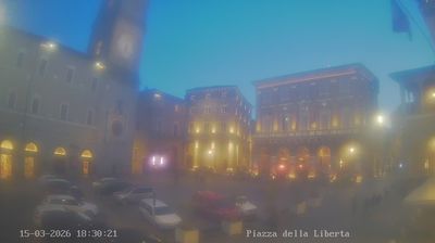 immagine della webcam nei dintorni di Jesi: webcam Macerata