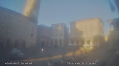 immagine della webcam nei dintorni di Jesi: webcam Macerata