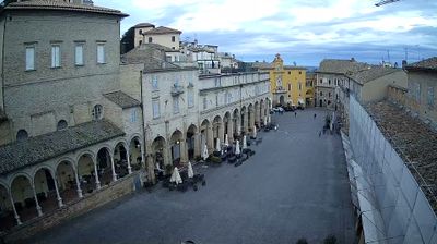 immagine della webcam nei dintorni di Porto San Giorgio: webcam Santa Maria a Mare