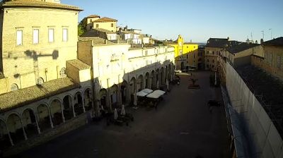 immagine della webcam nei dintorni di Porto San Giorgio: webcam Fermo