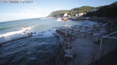 immagine della webcam nei dintorni di Tirrenia: webcam Quercianella
