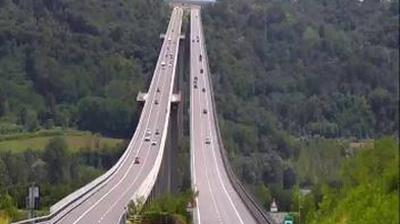 immagine della webcam nei dintorni di Magliano Alpi: webcam Salmour