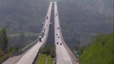 immagine della webcam nei dintorni di Carrù: webcam Salmour