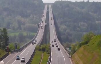 immagine della webcam nei dintorni di Corneliano d'Alba: webcam Salmour