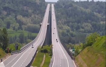 immagine della webcam nei dintorni di Bra: webcam Salmour