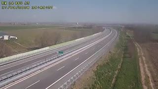 immagine della webcam nei dintorni di Salmour: webcam Montanera