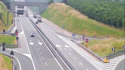 immagine della webcam nei dintorni di Carrù: webcam Magliano Alpi
