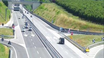 immagine della webcam nei dintorni di San Giacomo di Roburent: webcam Magliano Alpi