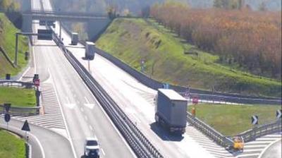 immagine della webcam nei dintorni di Cherasco: webcam Magliano Alpi