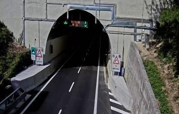 immagine della webcam nei dintorni di Celle Ligure: webcam Altare