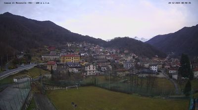 immagine della webcam nei dintorni di Chialamberto: webcam Mezzenile