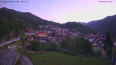 immagine della webcam nei dintorni di Grand Crot: webcam Mezzenile